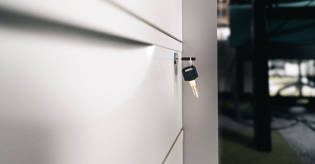 Why a Commercial Locksmith Approaches Your Building Differently — Top Prime Locksmith