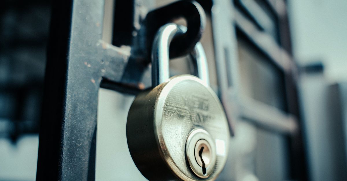 24/7 Emergency Locksmith Response — Because Lockouts Don't Keep Business Hours — Top Prime Locksmith